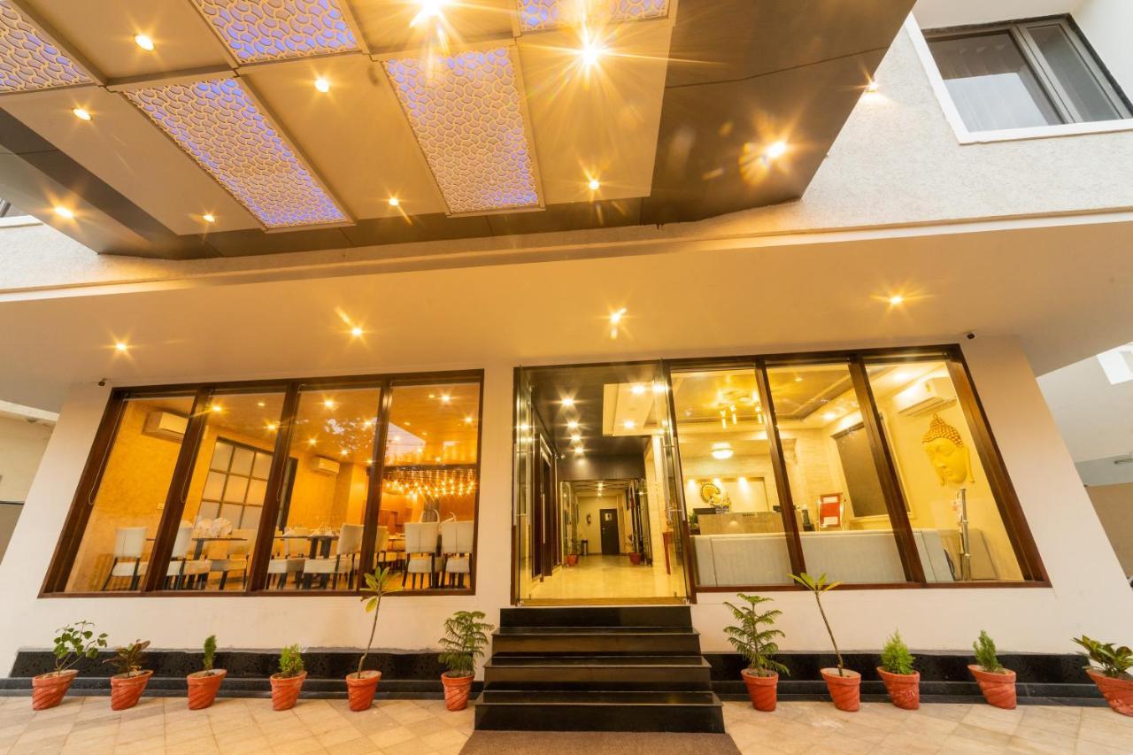 Hotel Siddhartha Inn Udaipur Dış mekan fotoğraf